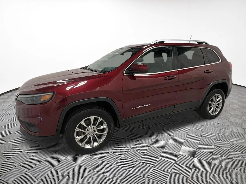 Used 2019 Jeep Cherokee Latitude Plus with VIN 1C4PJMLX6KD228883 for sale in Eau Claire, WI