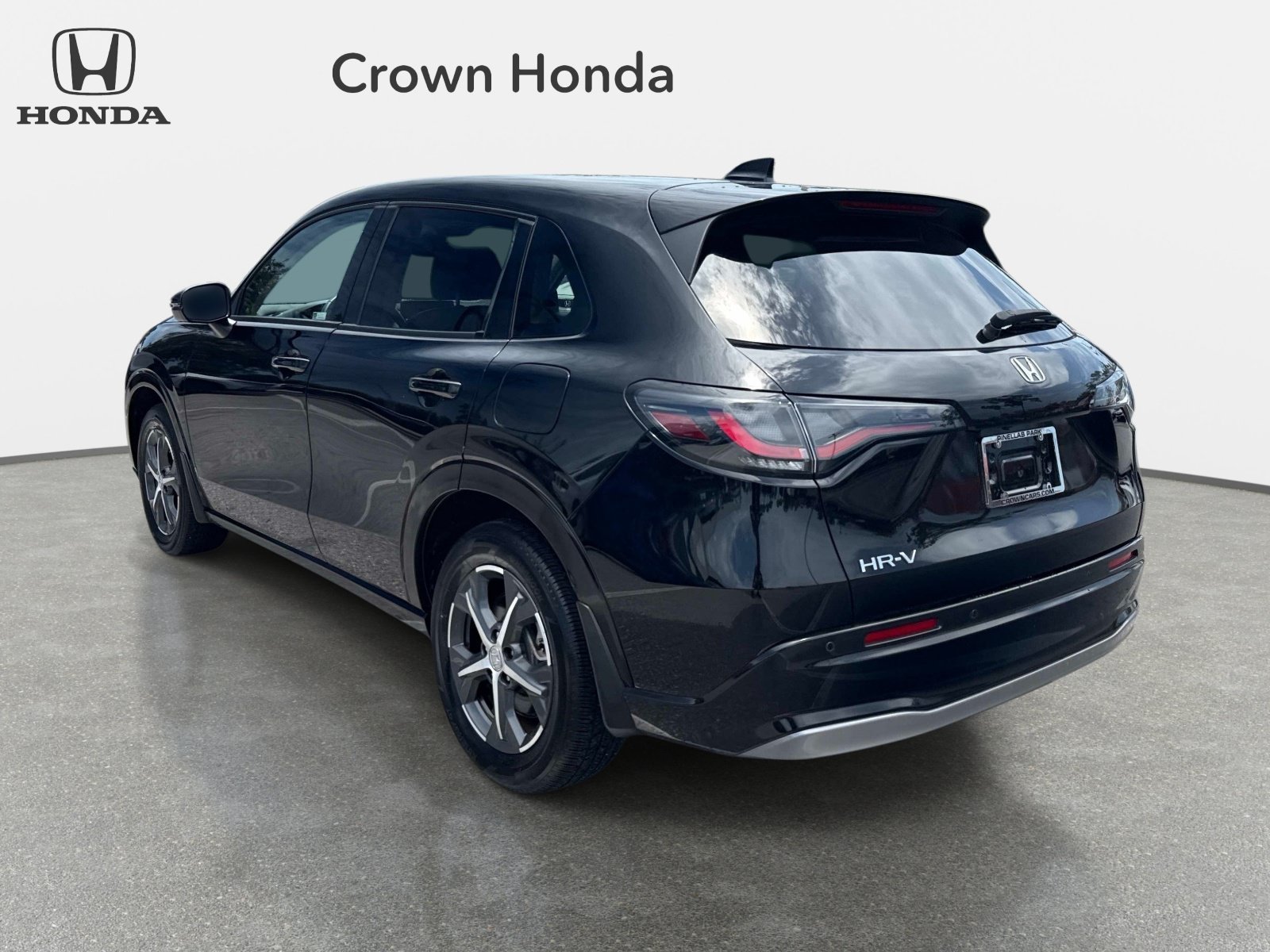 Used 2024 Crystal Black Pearl Honda EX-L image 3