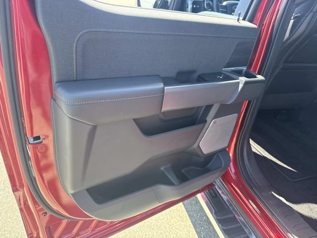 Used 2025 Red Metallic Ford Lariat image 15