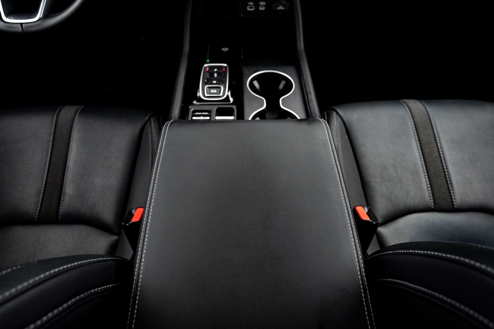 Used 2025  Honda EX-L image 32