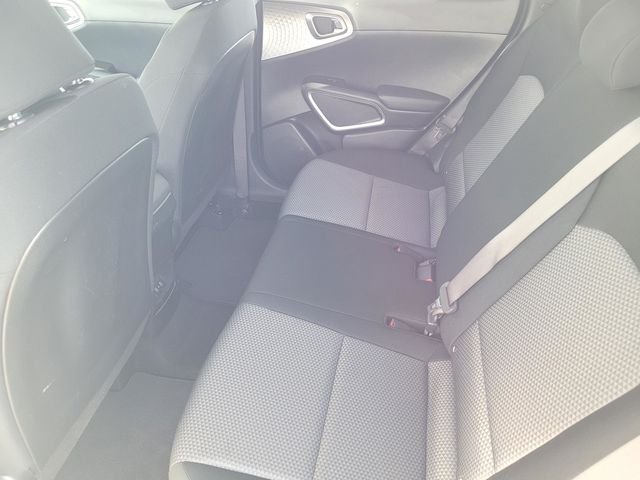 Used 2023 White Kia S image 12