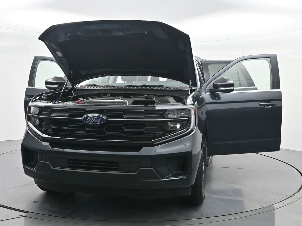 New 2025 Stone Blue Metallic Ford Active image 37
