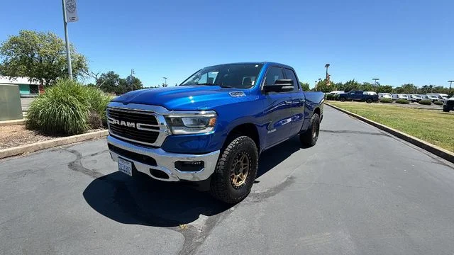 2019 RAM 1500 Big Horn/Lone Star 4x4 Quad Cab 6'4's photo