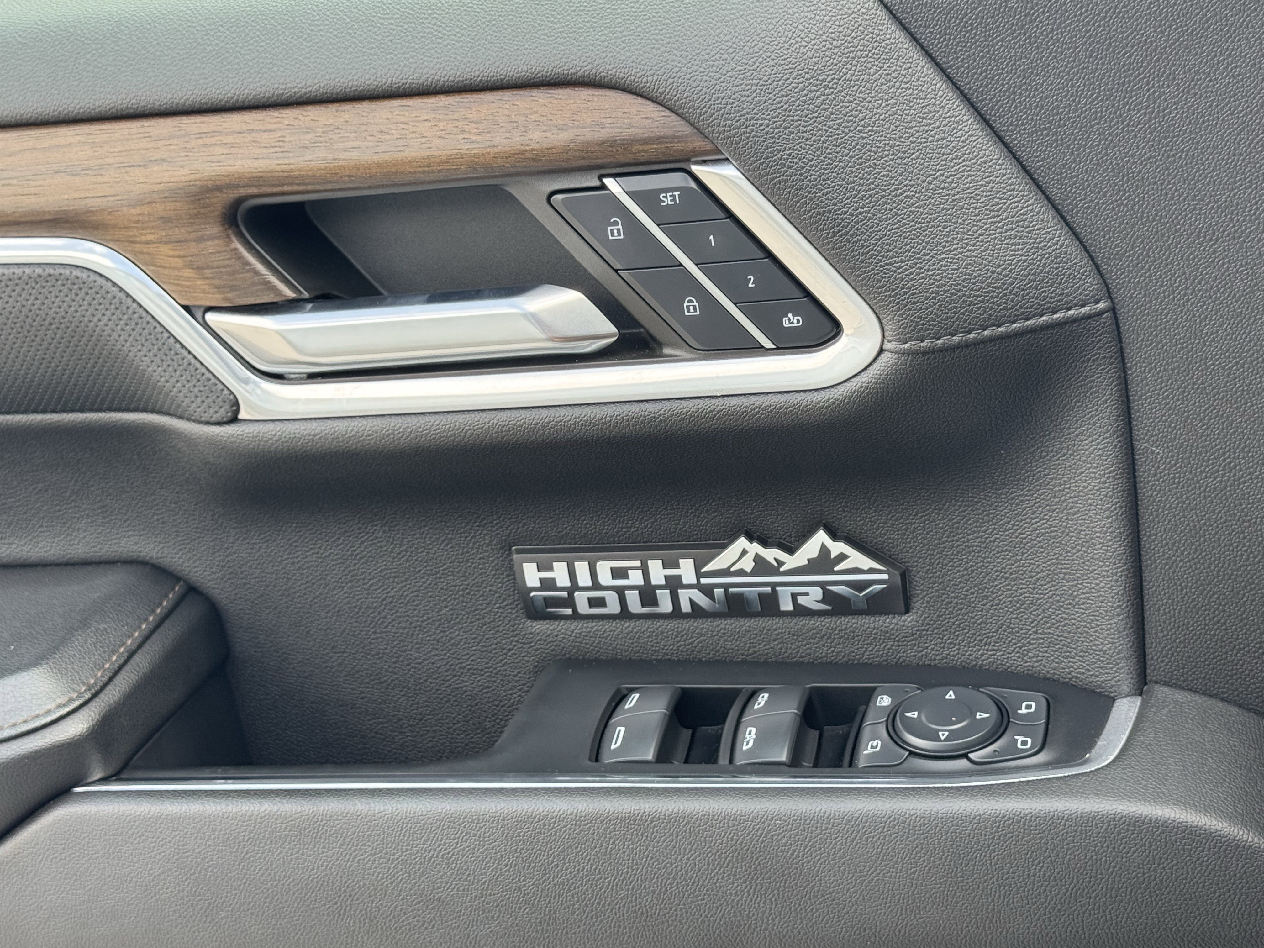 Used 2024 Sterling Gray Metallic Chevrolet High Country image 25