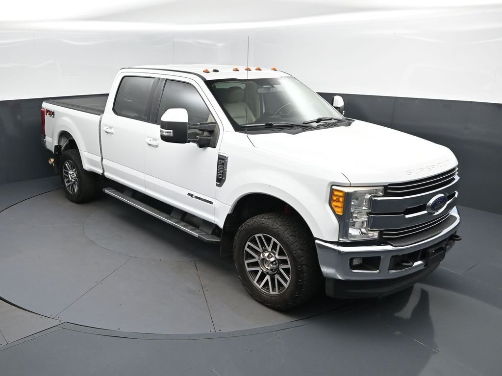 2017 Ford F-250 Lariat 4x4 Crew Cab 8' Box's photo