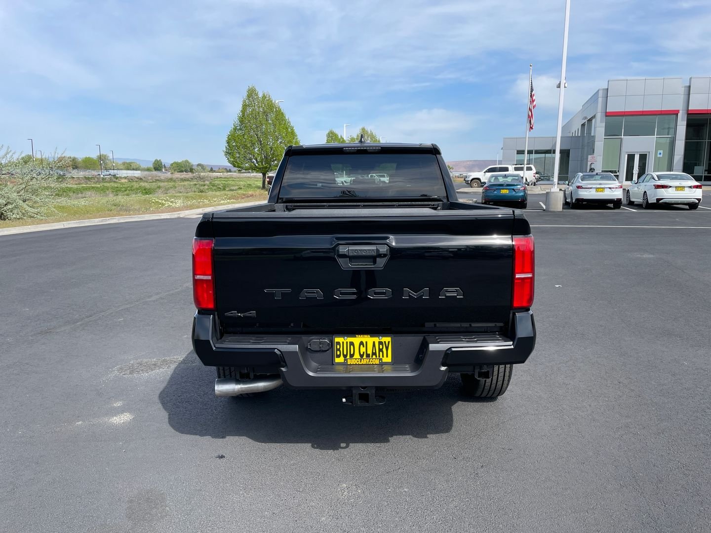 New 2026 Black Toyota SR5 image 4