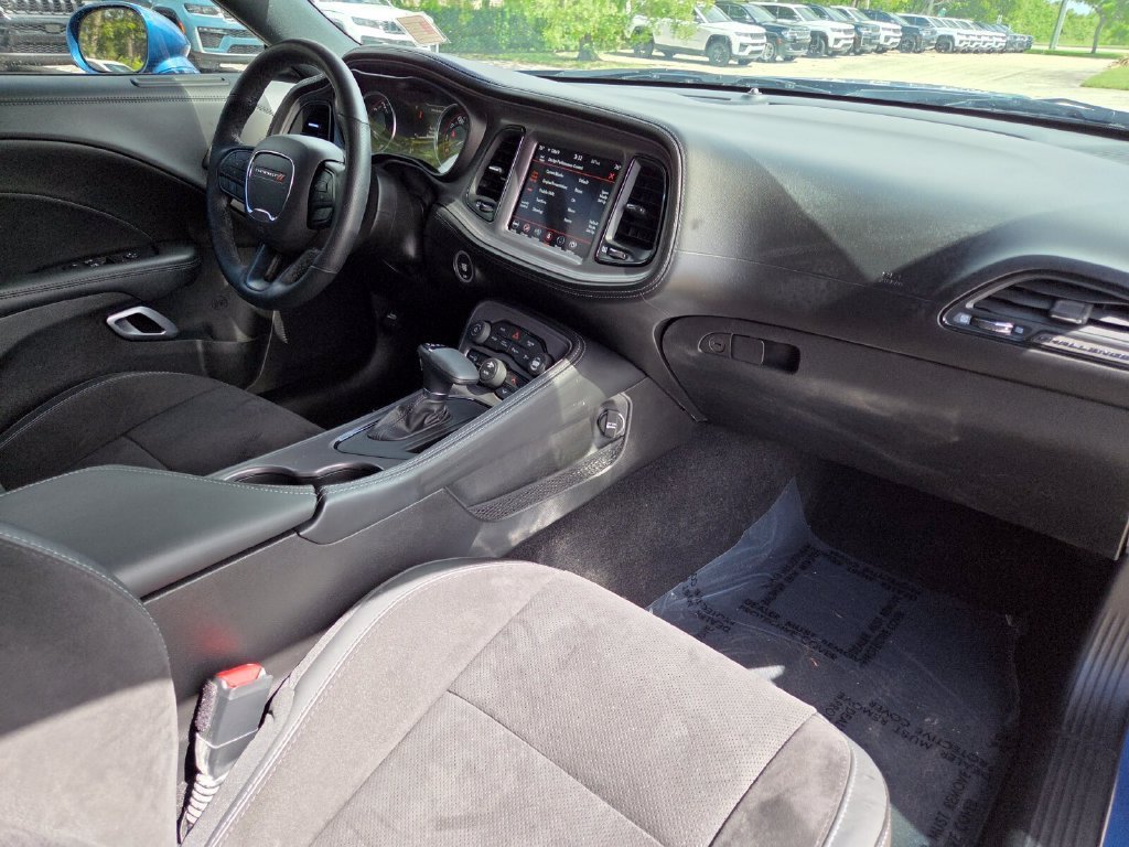 Certified Used 2023 Frostbite Dodge R/T image 14