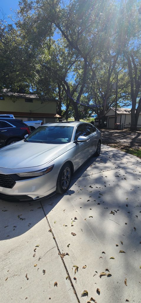 Certified Used 2024 Solar Silver Metallic Honda EX image 10