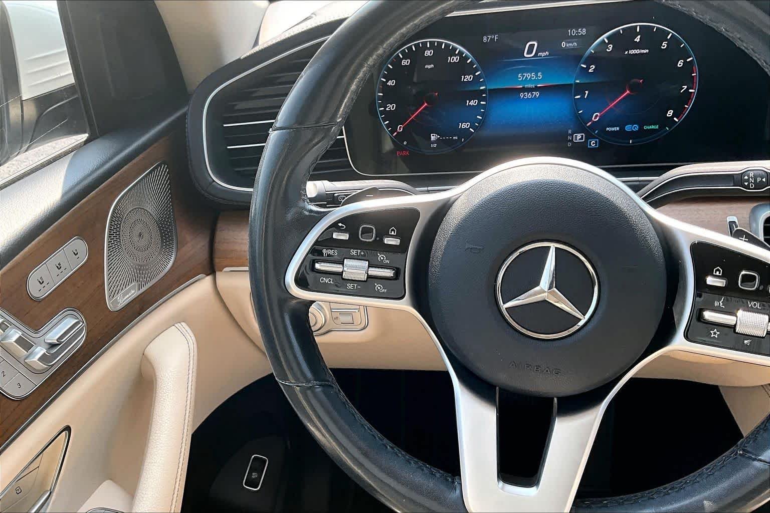 Used 2021 Polar White Mercedes-Benz GLS 450 image 24
