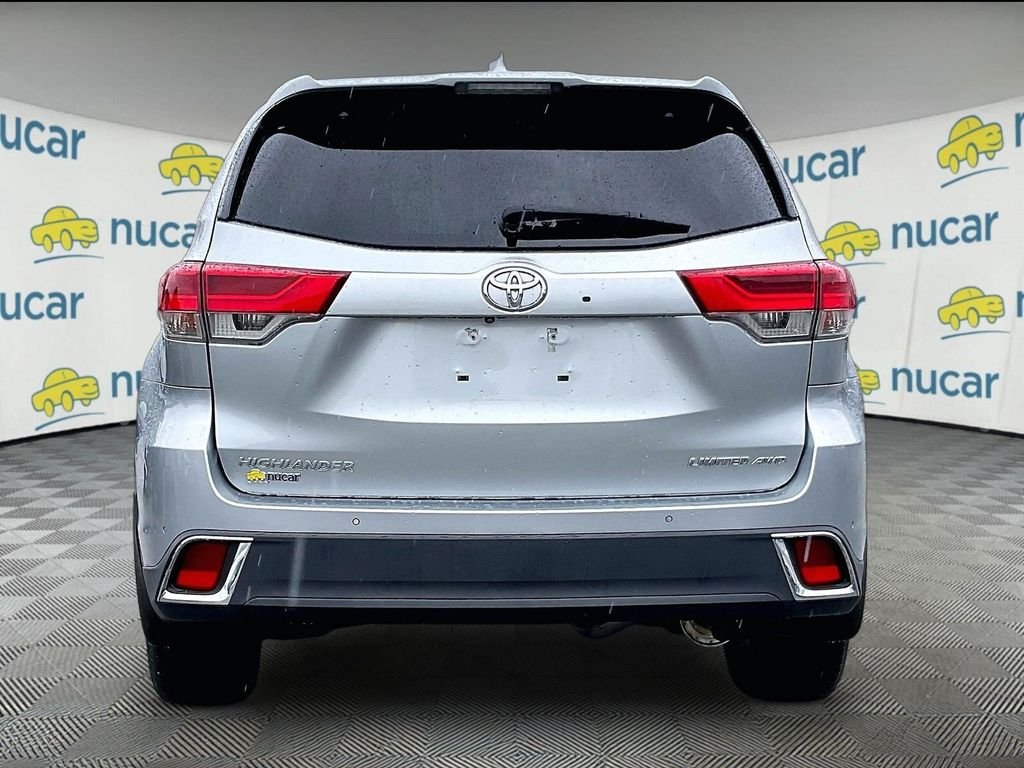 Used 2018 Silver Toyota Limited image 5