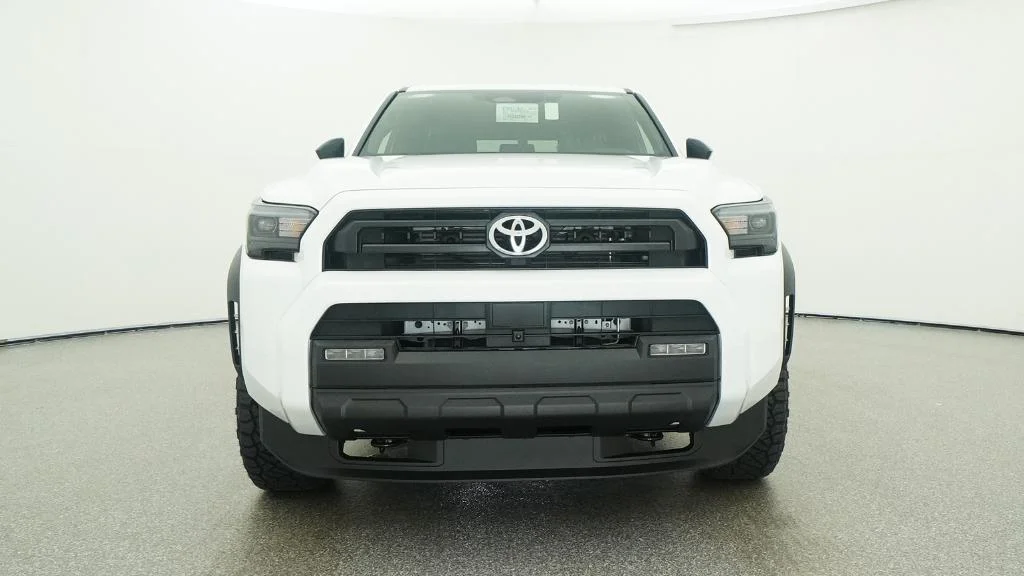 New 2026 Ice Cap Toyota SR5 image 8