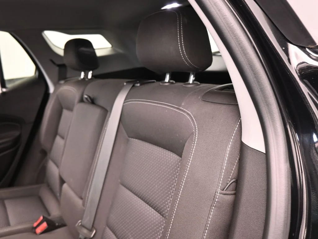 Used 2023 Ebony Twilight Metallic GMC SLE image 29