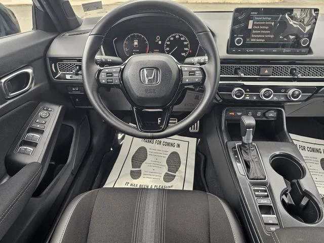 Certified Used 2025  Honda Sport image 17