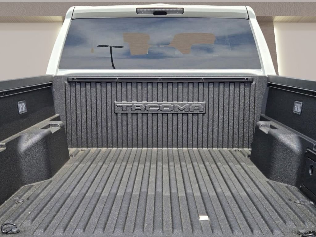 2026 Toyota Tacoma TRD Off Road - Photo 12