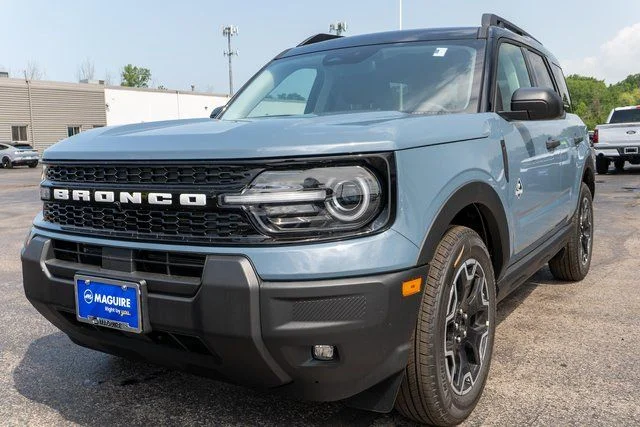 New 2026 Gray Ford Outer Banks image 2
