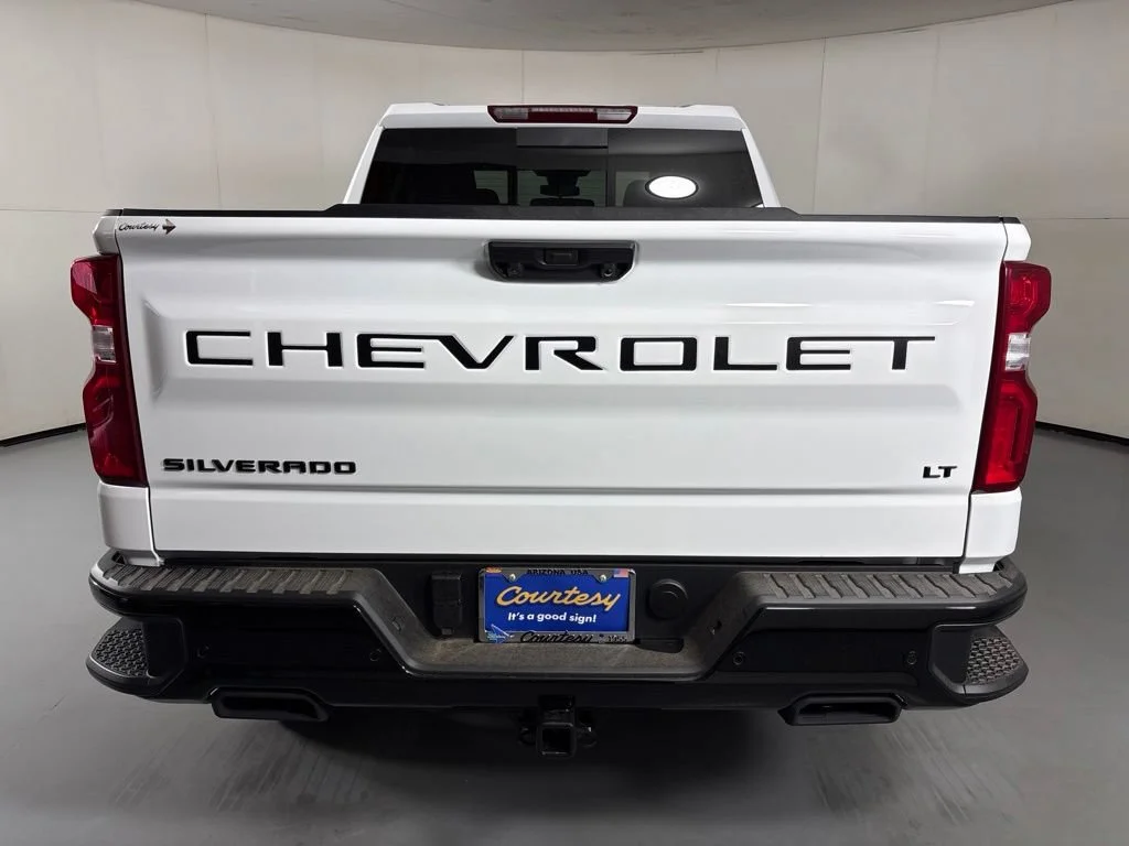 New 2026 Summit White Chevrolet LT Trail Boss image 8