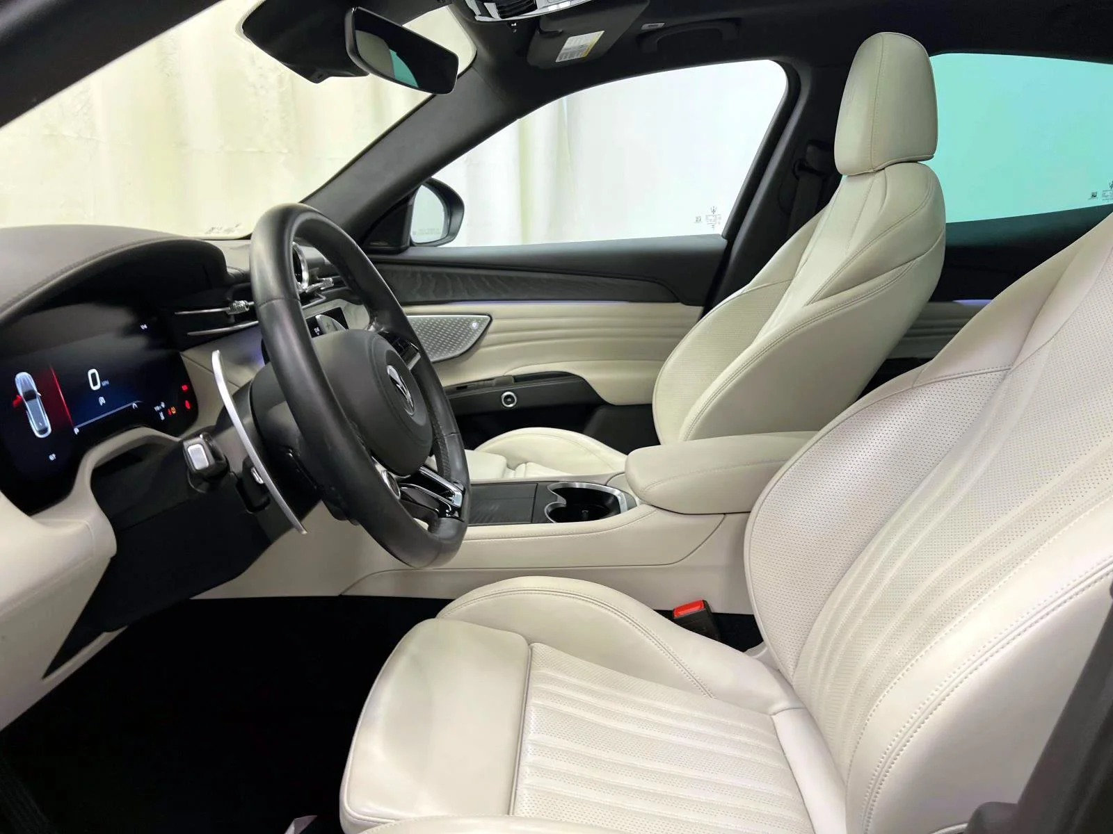 Used 2023 Blue Maserati Modena image 15