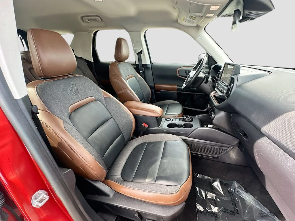 Used 2023 Red Ford Outer Banks image 28