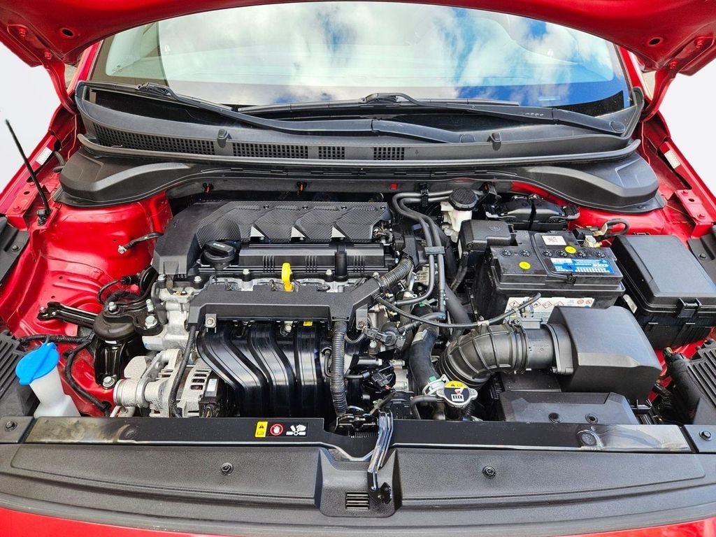 Used 2021 Pomegranate Red Metallic Hyundai SE image 31