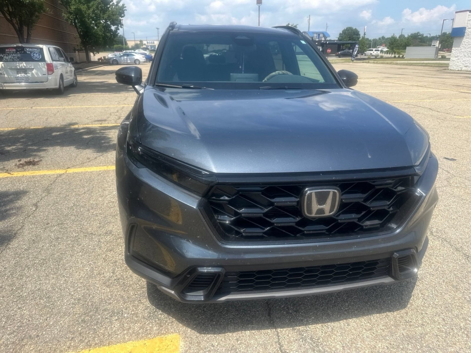 Certified Used 2025 Meteorite Gray Metallic Honda Sport image 12