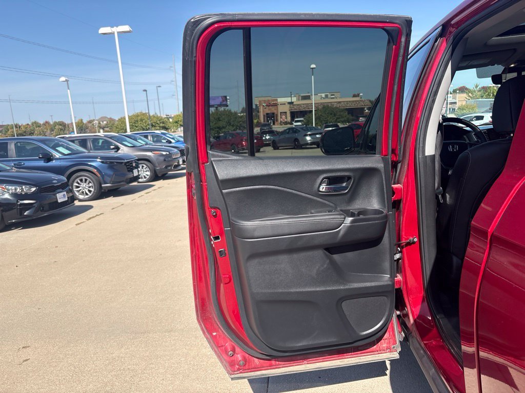 Certified Used 2023 Red Honda RTL image 39