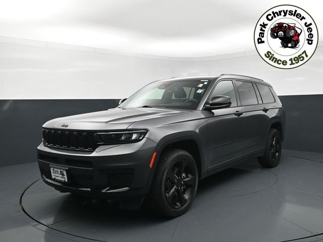 Used 2022 Jeep Grand Cherokee L Altitude with VIN 1C4RJKAG5N8550167 for sale in Burnsville, Minnesota