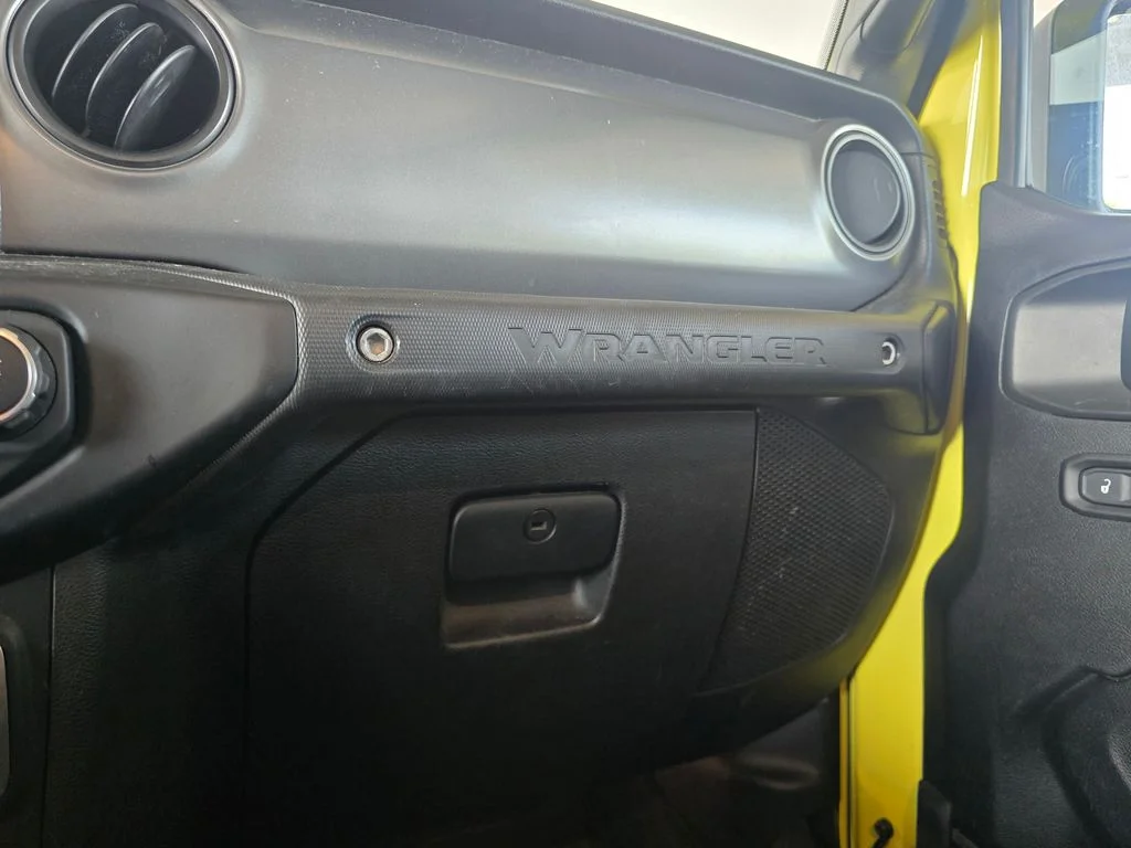 Used 2023 Yellow Jeep Sport S image 19