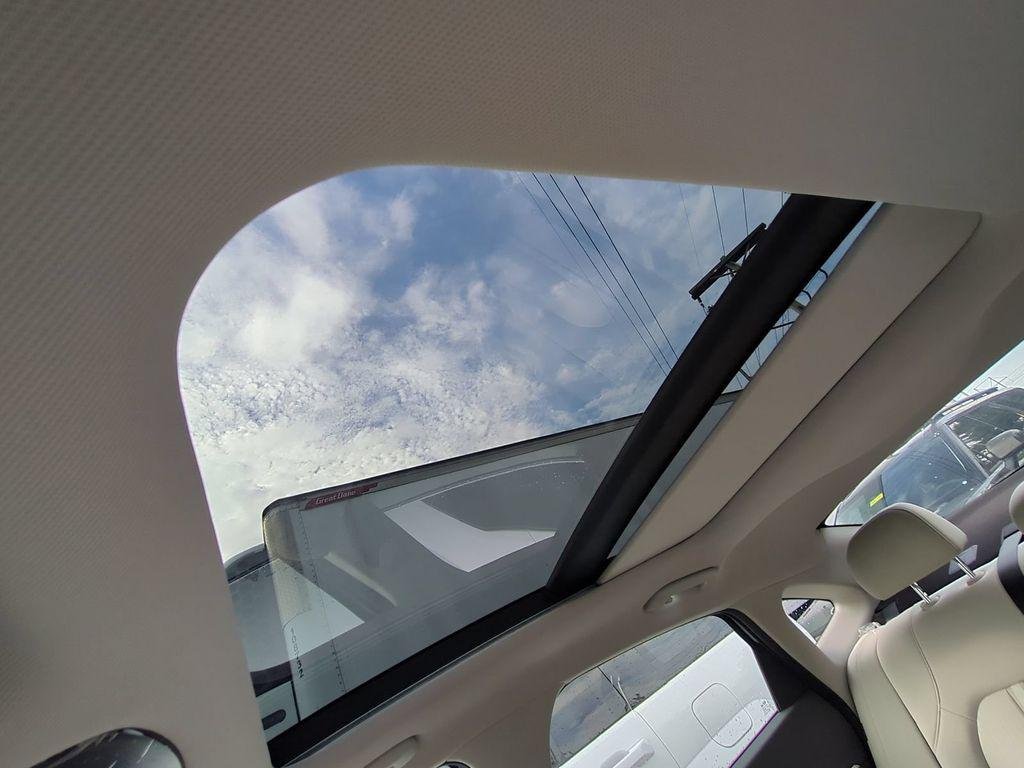 New 2026 Silver Hyundai SEL image 22