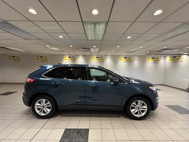 Used 2016 Blue Ford SEL image 3