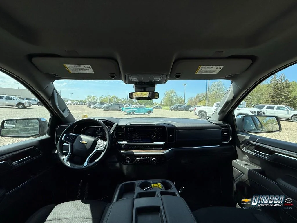 Used 2023 Gray Chevrolet LT image 12
