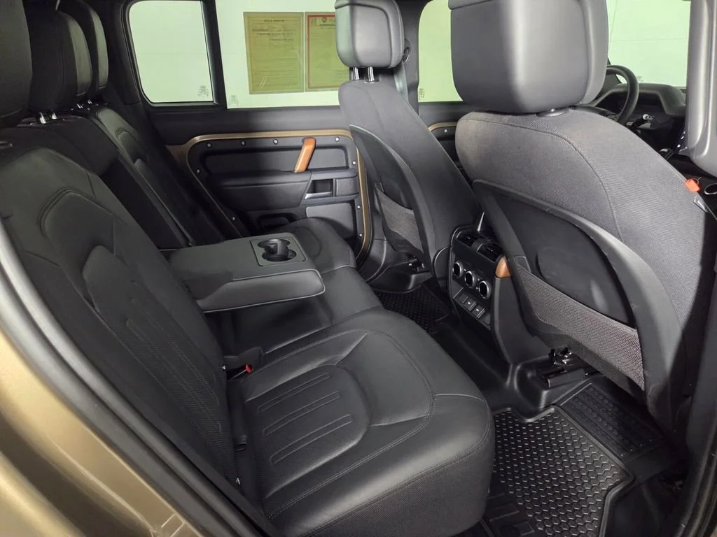 Used 2023 Gondwana Stone Metallic Land Rover X image 29