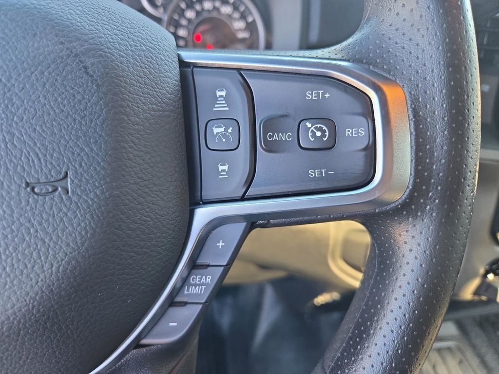 2026 RAM 3500 Chassis Tradesman - Photo 18