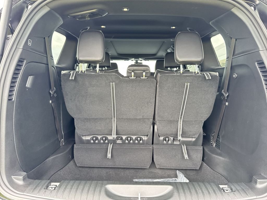 2027 Chrysler Pacifica Limited - Photo 25
