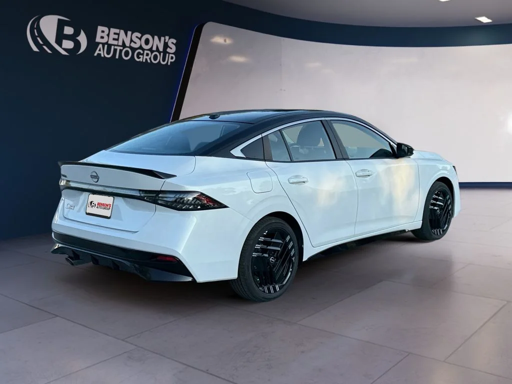 New 2027 White Nissan SR image 5