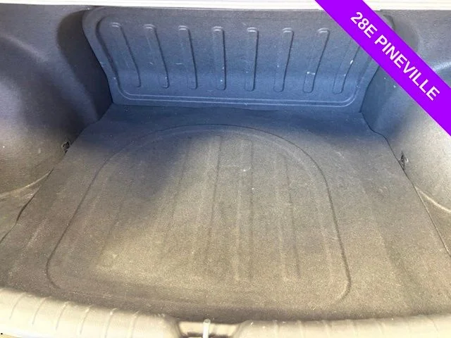 Used 2023 White Kia LX image 35