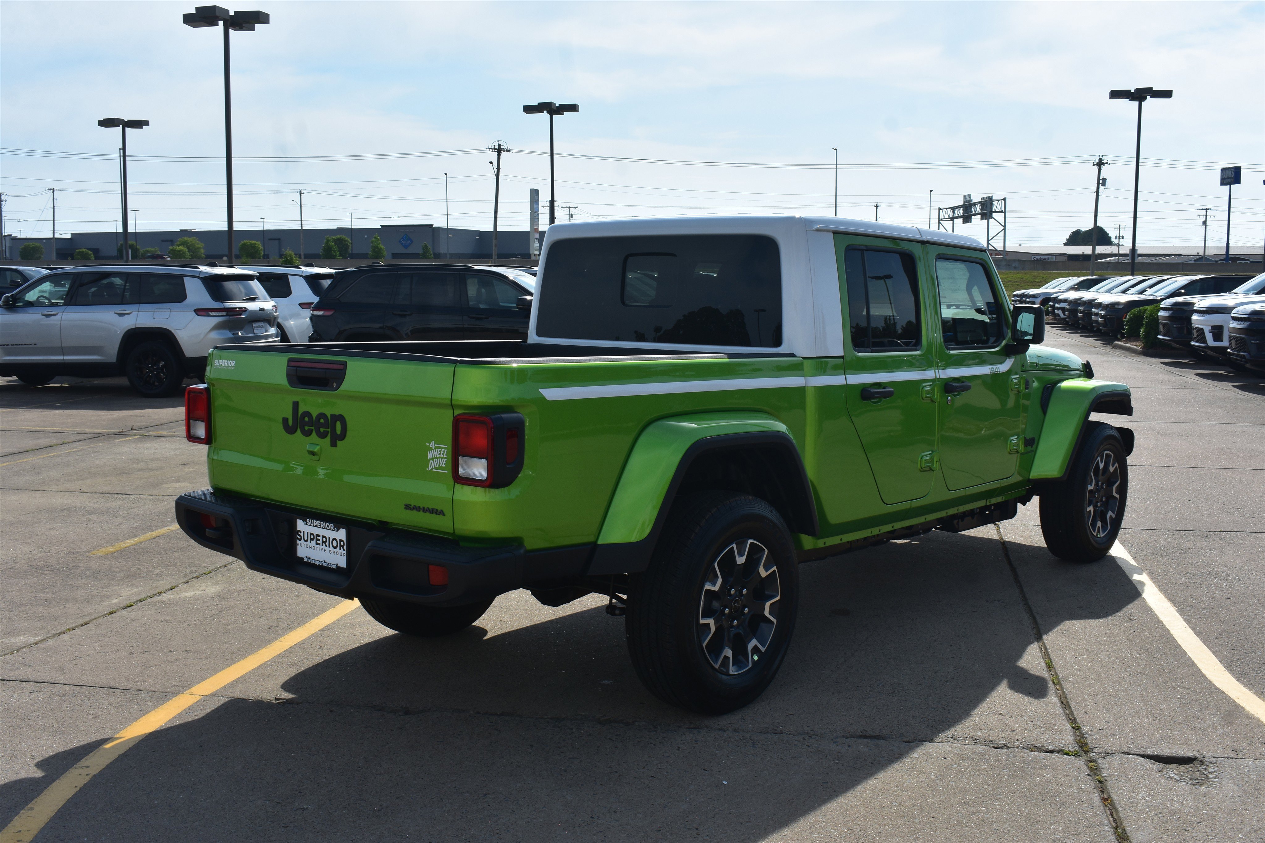 New 2026 Mojito Exterior Paint Jeep Sahara image 5