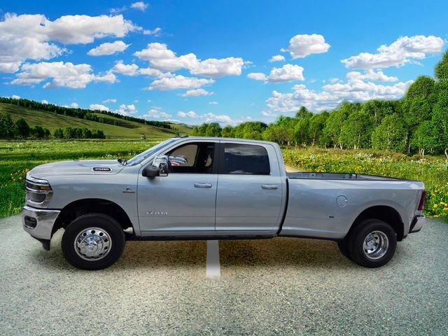 New 2026 Silver-Zynith Exterior Paint RAM Laramie image 4