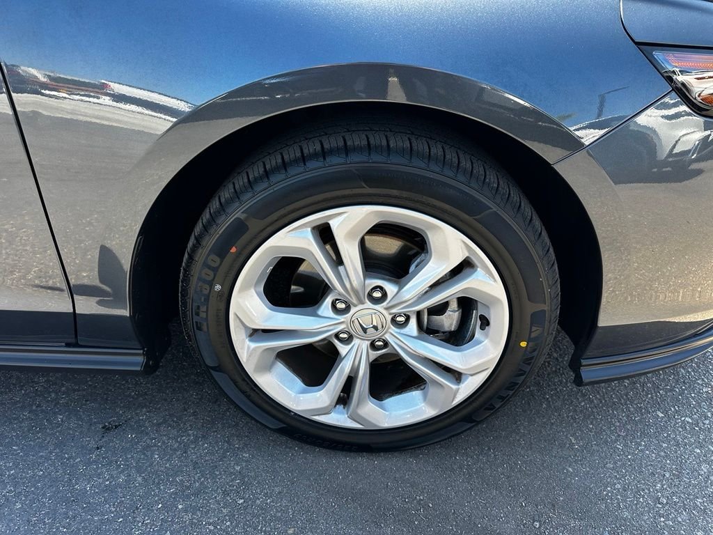 Used 2024  Honda LX image 12
