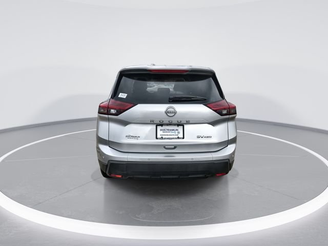 Used 2024 Silver Nissan SV image 7