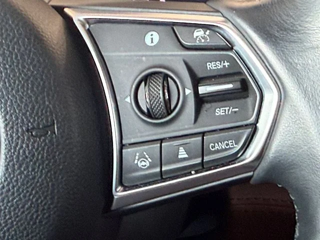 Used 2024  Acura Advance image 12