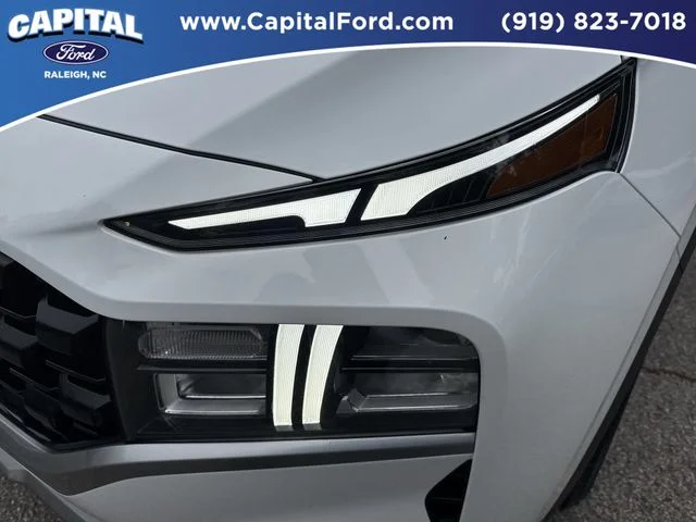 Used 2023 White Hyundai SEL image 11