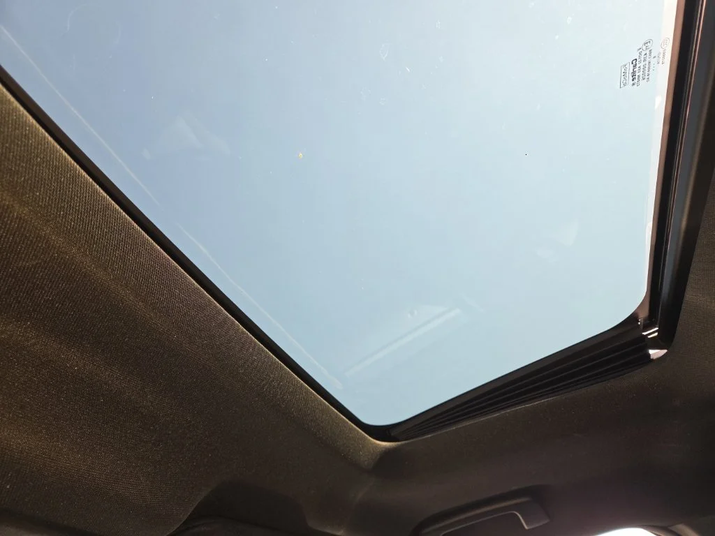 Used 2019 White Ford Limited image 12