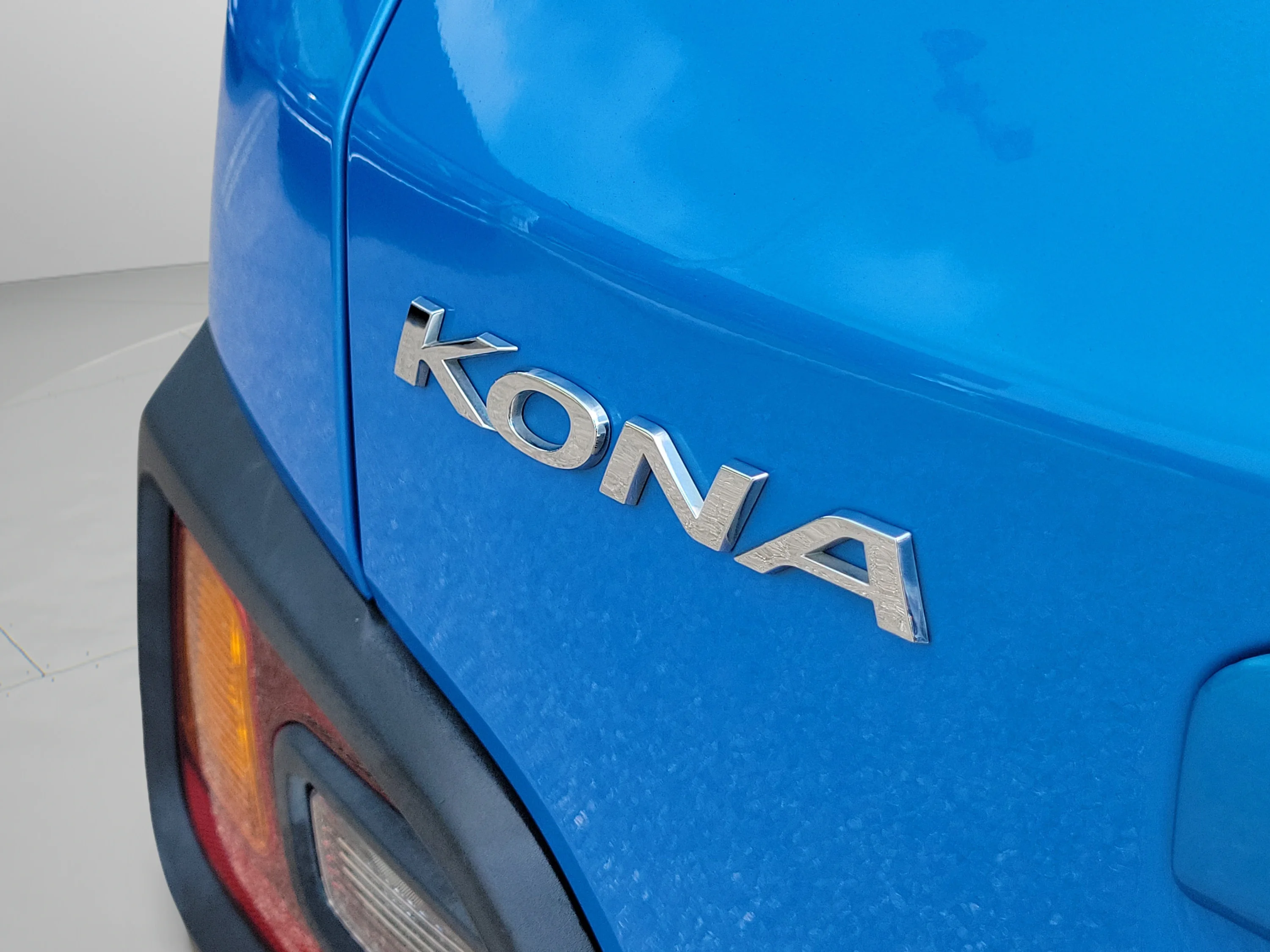 Used 2020 Surf Blue Hyundai SEL image 33