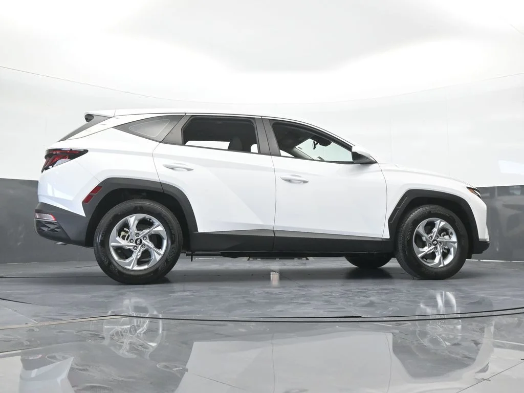 Used 2024 White Pearl Hyundai SE image 54