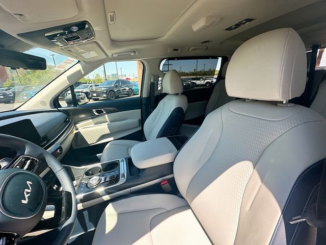 New 2026 White Kia SX Prestige image 22