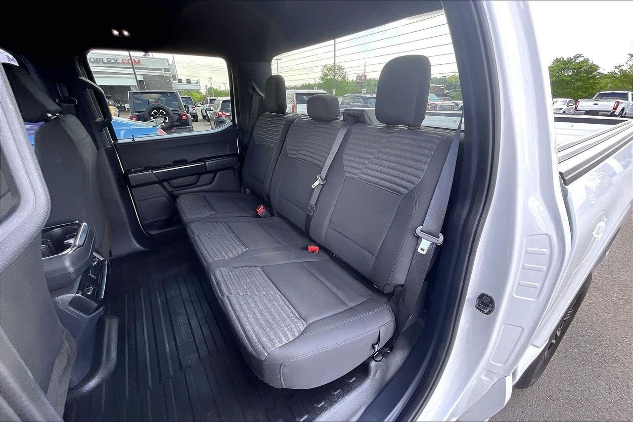 Used 2023 OXFORD WHITE Ford XL image 25