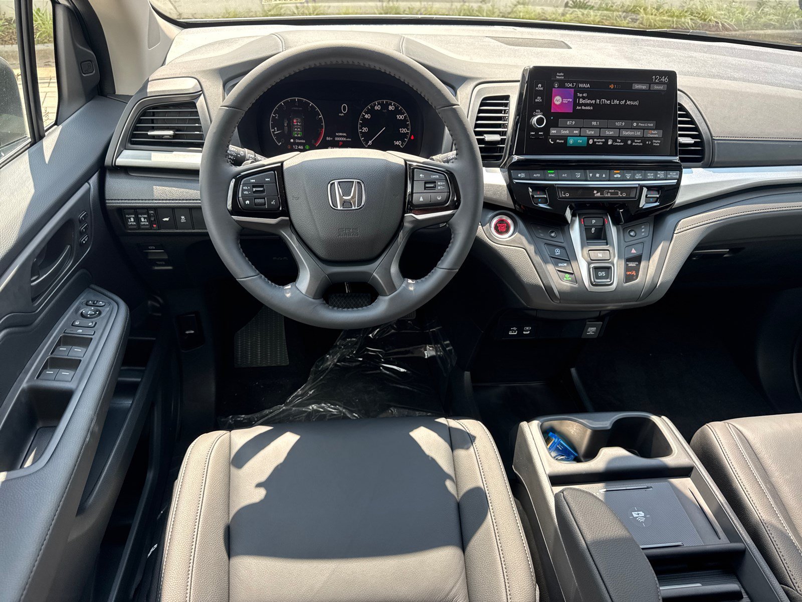 New 2026 Platinum White Pearl Honda EX-L image 14