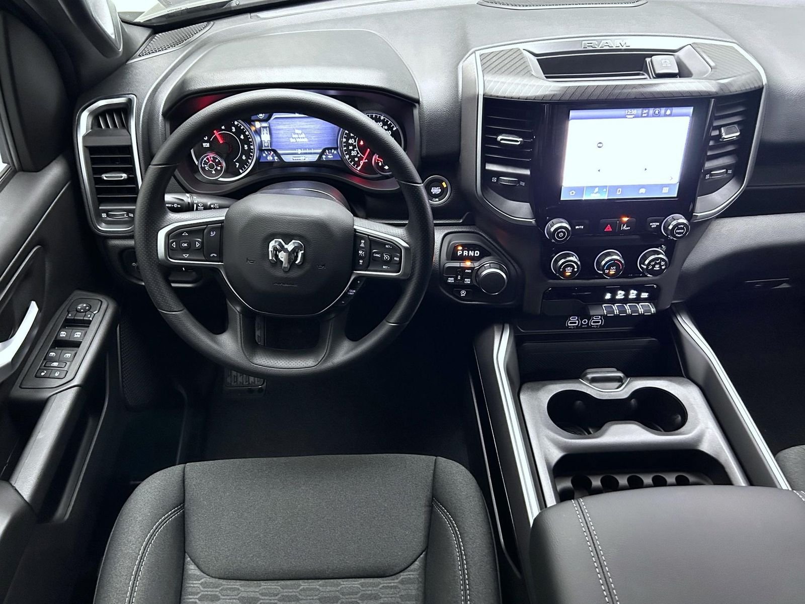 New 2026 Diamond Black Crystal Pearlcoat RAM Express image 14