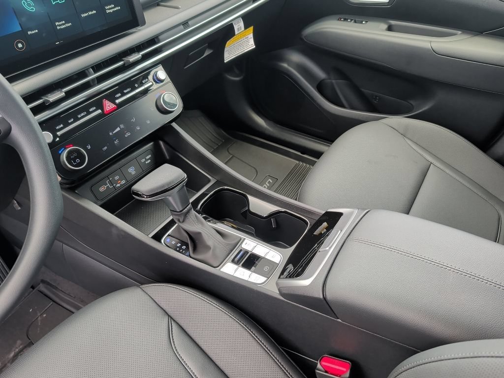 New 2026 Phantom Black Hyundai SEL Plus image 35