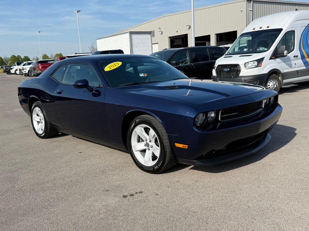 Used 2013 Dodge Challenger SXT with VIN 2C3CDYAG7DH607806 for sale in Shelbyville, TN